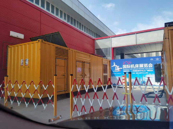 丘北发电车出租-发电机无电压或电压太低怎么办？