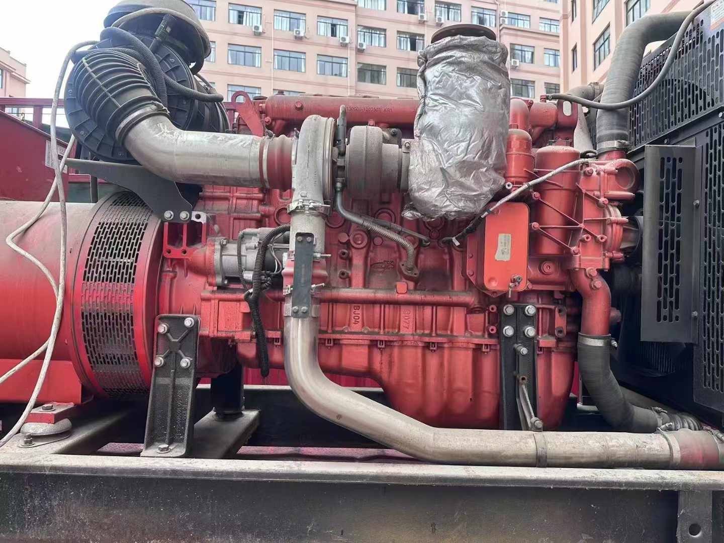 丘北如何选择适合 600kW 柴油发电机组的过载保护器？