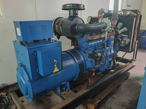 丘北100kW柴油发电机组使用多级机油有哪些优缺点？